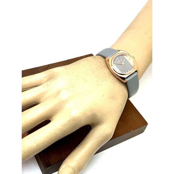 Caravelle by Bulova Women's Watch 44L263 Quartz Rose Gold Gray Leather B… - Picture 4 of 13